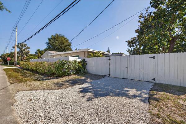 South Middle River, 1445 NE 1st Ave, Fort Lauderdale, Florida 33304, image 1