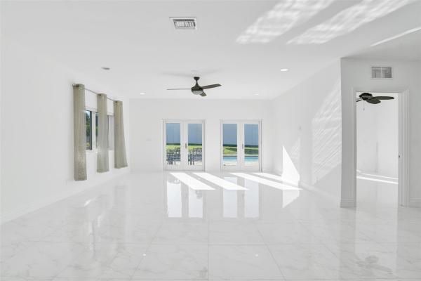 Sea Ranch Lakes Estates, 26 Cayuga Rd, Sea Ranch Lakes, Florida 33308, image 1