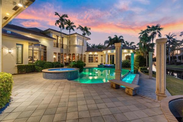 Hawks Landing, 369 Sweet Bay Ave, Plantation, Florida 33324, image 1