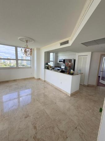 Turnberry On The Green, 19501 W Country Club Dr #1814, Aventura, Florida 33180, image 3