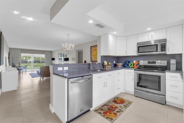 Martinique Village, 4402 Martinique Ct #K2, Coconut Creek, Florida 33066, image 2