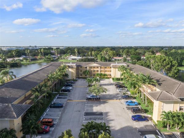 Waters Edge Of Coral Springs, 11453 NW 39th Ct #312-2, Coral Springs, Florida 33065, image 1