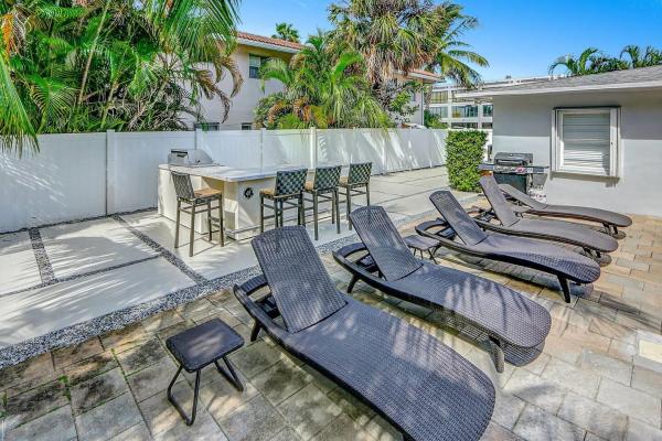 Oakland Ocean Mile, 2740 NE 30th Pl #1-2, Fort Lauderdale, Florida 33306, image 1