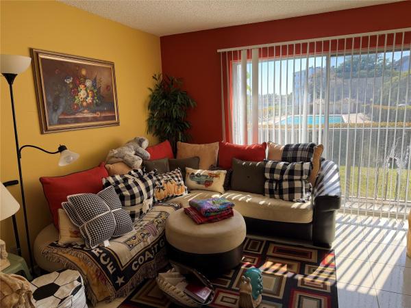 Lakeshore At University Park, 8620 N Sherman Cir #204, Miramar, Florida 33025, image 2