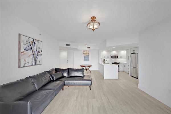 The Waverly At Las Olas, 110 N Federal Hwy #715, Fort Lauderdale, Florida 33301, image 2