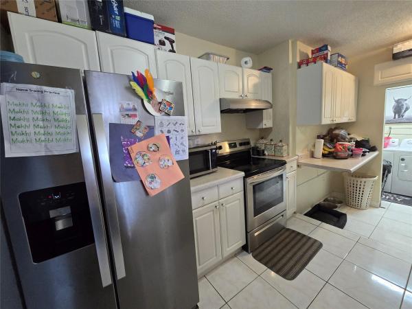 Lauderdale North Park, 413 SW 73rd Ave, North Lauderdale, Florida 33068, image 1