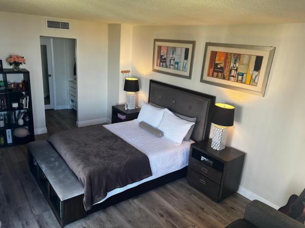 Coronado Tower 3, 20379 W Country Club Dr #1932, Aventura, Florida 33180, image 1