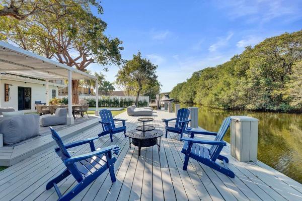 Davis Isles, 4417 SW 38th Ter, Dania Beach, Florida 33312, image 3
