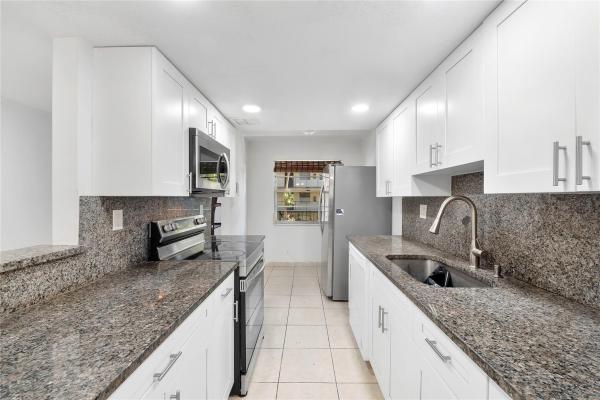 Cypress Chase North, 3341 NW 47th Ter #206, Lauderdale Lakes, Florida 33319, image 1