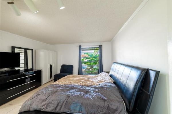 The Townhouses Of Emerald Hills, 402 Saint Andrews Rd #55, Hollywood, Florida 33021, image 2