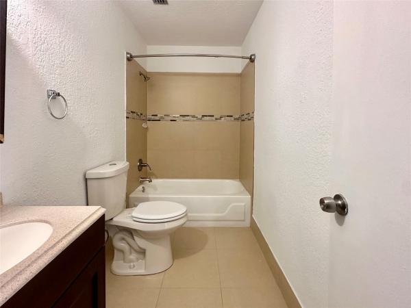 Palm Springs Village, 2580 Coral Springs Dr, Coral Springs, Florida 33065, image 1