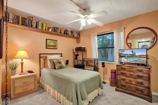Royal Grenadier, 9629 NW 4th St #4A, Coral Springs, Florida 33071, image 3