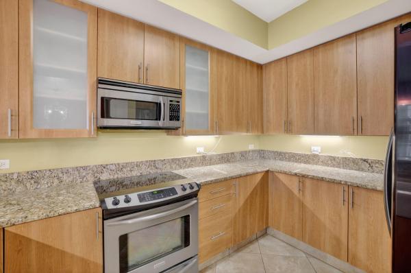 Wilton Station, 2633 NE 14th Ave #101, Wilton Manors, Florida 33334, image 1