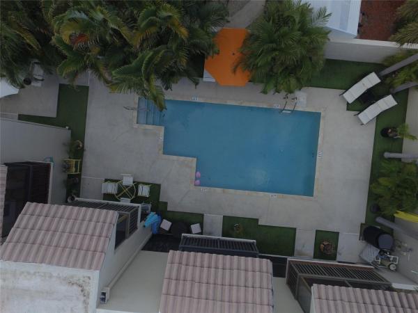 385 SE 17th Ave, Deerfield Beach, Florida 33441, image 1