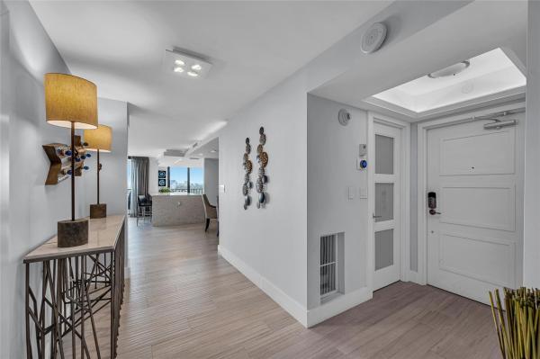 Shore Club, 1901 N Ocean Blvd #9E, Fort Lauderdale, Florida 33305, image 2