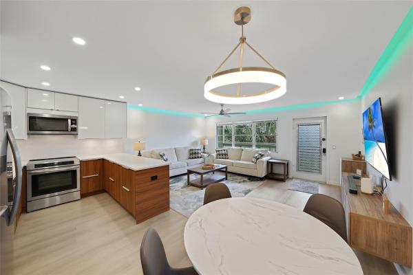 Berkshire, 3034 Berkshire B, Deerfield Beach, Florida 33442, image 2