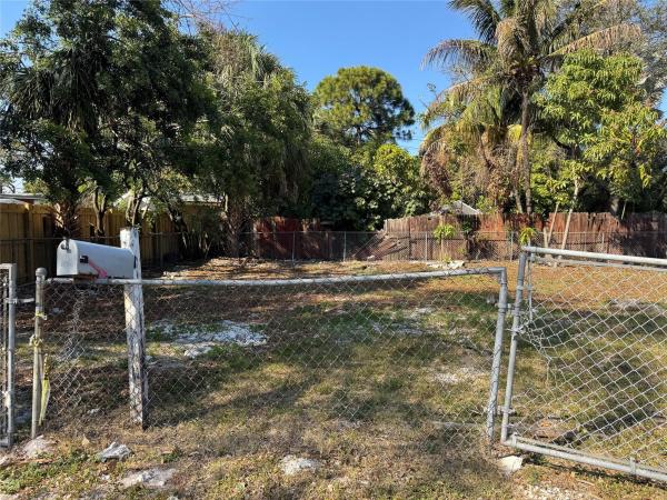 South Middle River, 1201 NE 3rd Ave, Fort Lauderdale, Florida 33304, image 2