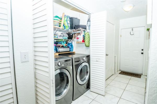 Santa Cruz, 9780 Kamena Cir, Boynton Beach, Florida 33436, image 1