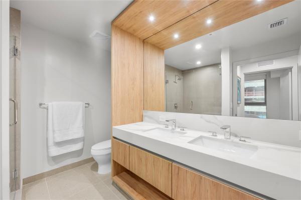 11 NE 6th St #907, Miami, Florida 33132, image 2