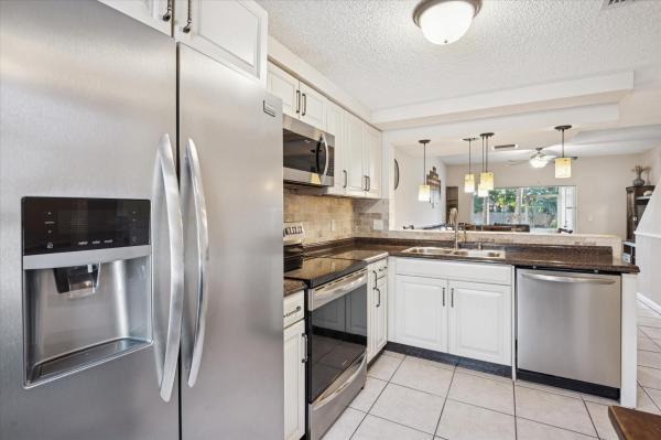 Fiesta, 5360 Jubilee Way #195, Margate, Florida 33063, image 2