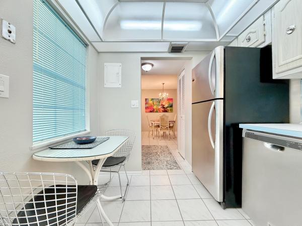 Emerald, 4401 NW 41st St #104, Lauderdale Lakes, Florida 33319, image 1