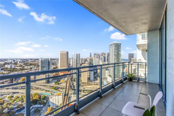 The Ivy At Riverfront, 90 SW 3rd St #3808, Miami, Florida 33130, image 2