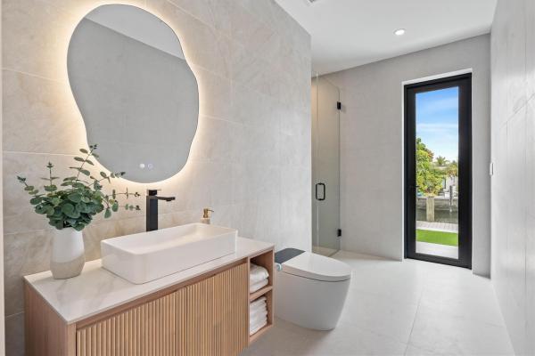 South New River Isles, 1113 Avocado Isle, Fort Lauderdale, Florida 33315, image 1