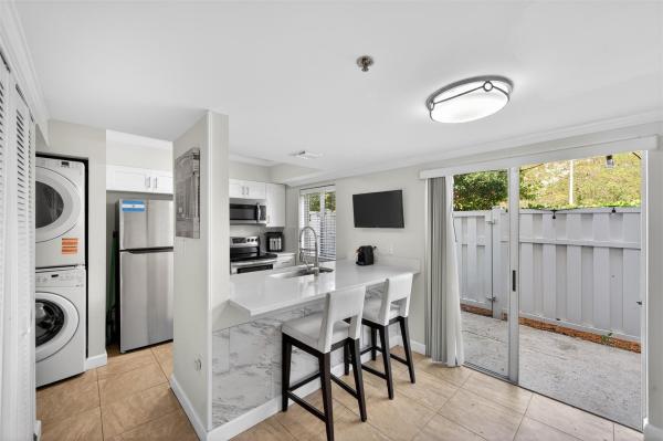 Riviera At Bonaventure, 245 Riviera Cir, Weston, Florida 33326, image 1