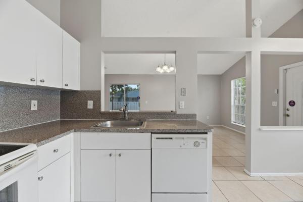 Cinnamon Place At Honeywoods, 8666 SW 14th St, Pembroke Pines, Florida 33025, image 3