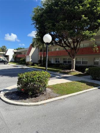 Palm-Aire Country Club 9, 802 Cypress Blvd #101B, Pompano Beach, Florida 33069, image 1