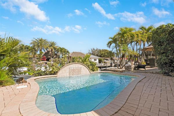 Pompano Shores, 2401 SE 12th St, Pompano Beach, Florida 33062, image 1