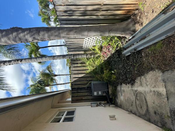 1330 Holly Heights Dr #2, Fort Lauderdale, Florida 33304, image 3