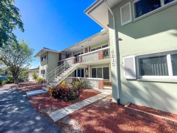 Coral Ridge Country Club, 4213 NE 21st Ave #1-4, Fort Lauderdale, Florida 33308, image 1