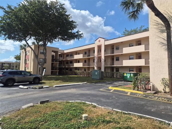 Miramar Club, 3252 Foxcroft Rd #113, Miramar, Florida 33025, image 1