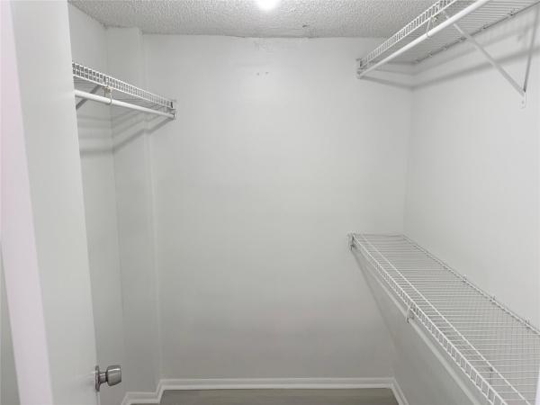 Live Oak Of Pine Island Ridge, 9400 Live Oak Pl #406, Davie, Florida 33324, image 1