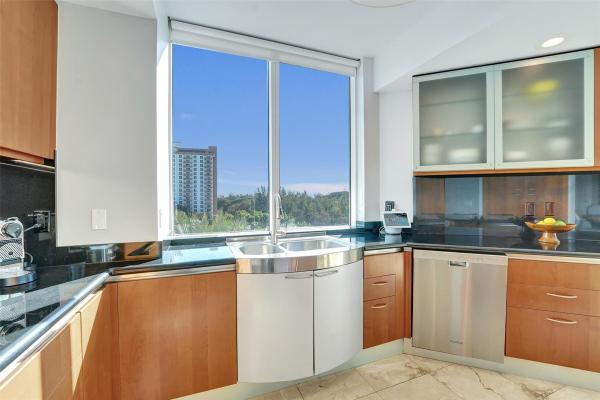 Le Club International, 2845 NE 9th St #601, Fort Lauderdale, Florida 33304, image 1