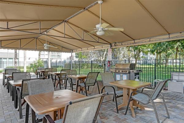 Granada Village, 2003 Granada Dr #A2, Coconut Creek, Florida 33066, image 1