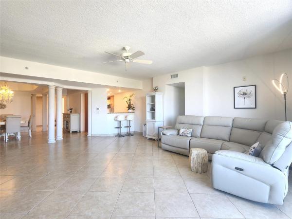 Ocean Plaza On Deerfield Beach, 2051 SE 3rd St #307, Deerfield Beach, Florida 33441, image 2