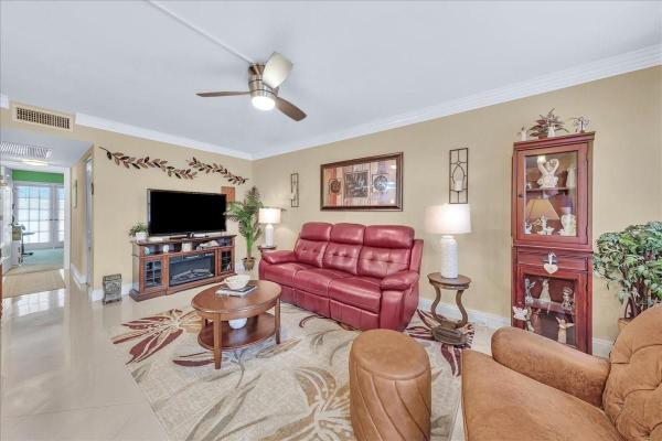 2047 Wolverton C, Boca Raton, Florida 33434, image 2