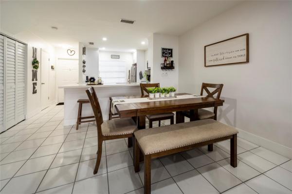 334 NW 103rd Ter, Pembroke Pines, Florida 33026, image 1