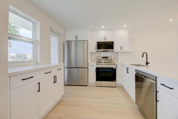 Granada House Apartments, 201 N Ocean Blvd #207, Pompano Beach, Florida 33062, image 3