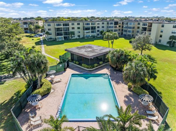 Isle Of Boca Dunes, 9355 SW 8th St #110, Boca Raton, Florida 33428, image 1