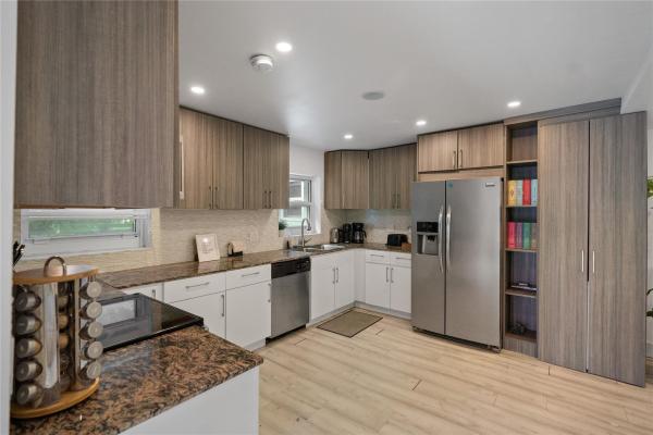 Canal Groves, 3291 SW 44th St, Dania Beach, Florida 33312, image 1