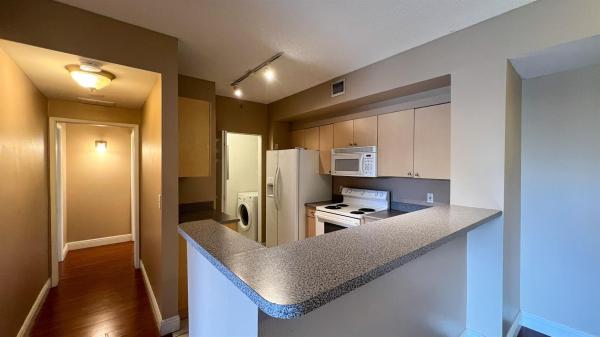 St Andrews At Nob Hill, 7950 N Nob Hill Rd #203, Tamarac, Florida 33321, image 3