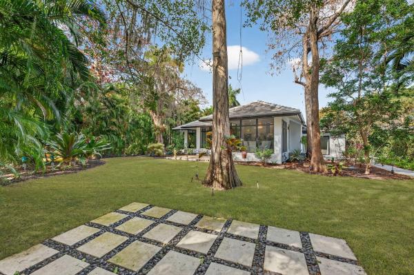 Sleepy River Acres, 360 NW 33rd St, Oakland Park, Florida 33309, image 1