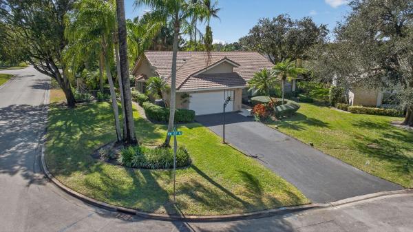 Cypress Glen, 274 NW 107th Ave, Coral Springs, Florida 33071, image 1