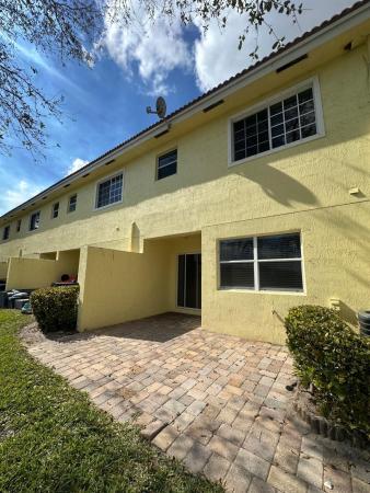 Independence Cove, 836 Imperial Lake Rd, West Palm Beach, Florida 33413, image 1