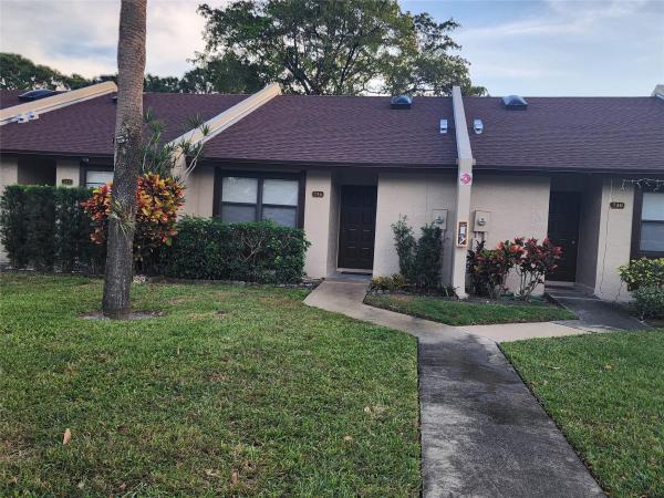 Villager Townhomes, 736 NW 47th St, Deerfield Beach, Florida 33064, image 2