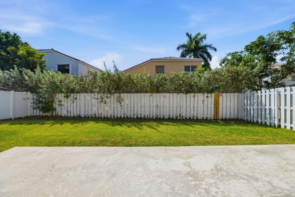 Kingsview, 15860 NW 14th Rd, Pembroke Pines, Florida 33028, image 1