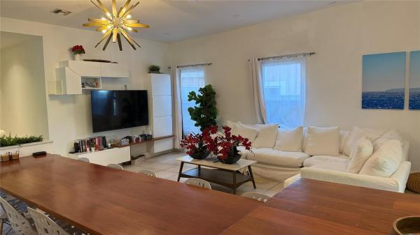 South Middle River, 1120 NE 2nd Ave, Fort Lauderdale, Florida 33304, image 1